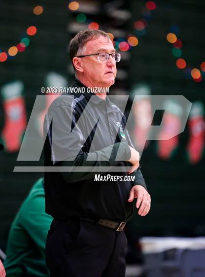 Thumbnail 1 in Tulare Union vs. Reedley photogallery.