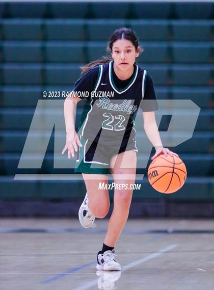 Thumbnail 3 in Tulare Union vs. Reedley photogallery.