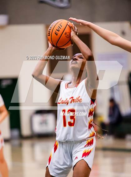 Thumbnail 2 in Tulare Union vs. Reedley photogallery.