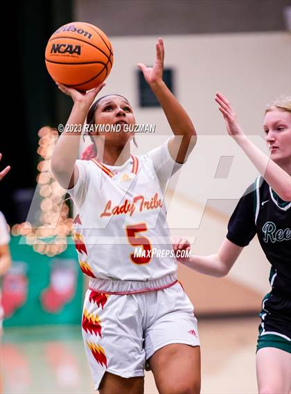 Thumbnail 2 in Tulare Union vs. Reedley photogallery.