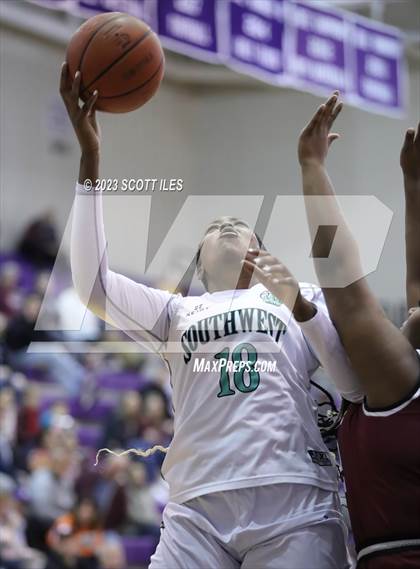 Thumbnail 2 in Southwest Academy vs Newark (OGBR Classic in the City) photogallery.