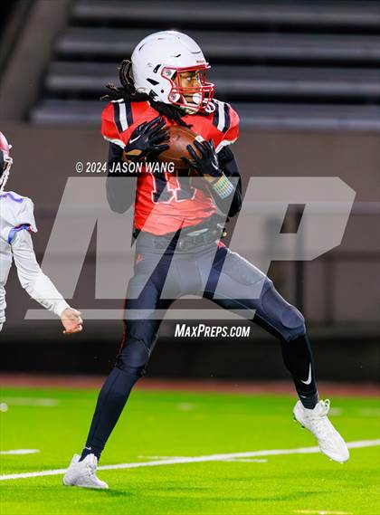 Thumbnail 2 in Chief Sealth @ Renton photogallery.