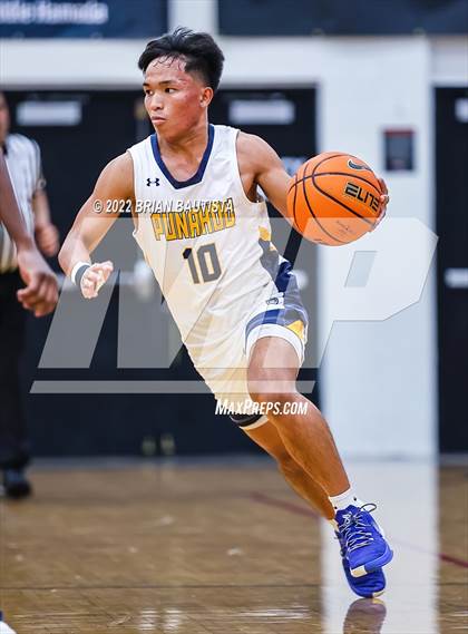 Thumbnail 3 in Punahou vs Milton (Iolani Classic Honolulu - Day 2) photogallery.