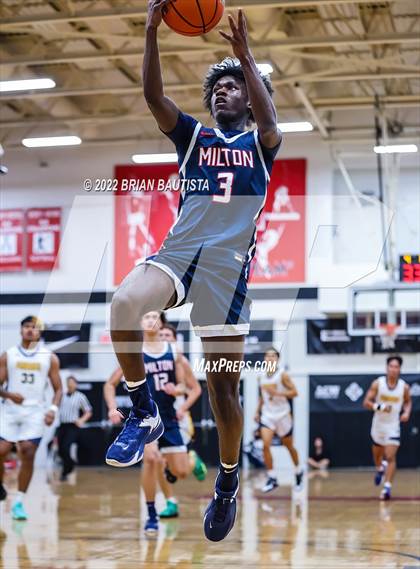 Thumbnail 1 in Punahou vs Milton (Iolani Classic Honolulu - Day 2) photogallery.
