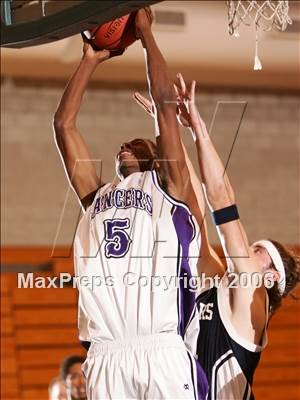 Thumbnail 3 in Carlsbad vs. Coronado (Torrey Pines Holiday Classic) photogallery.