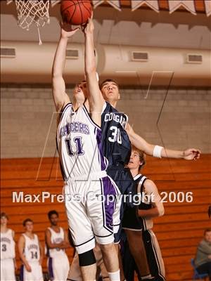Thumbnail 3 in Carlsbad vs. Coronado (Torrey Pines Holiday Classic) photogallery.