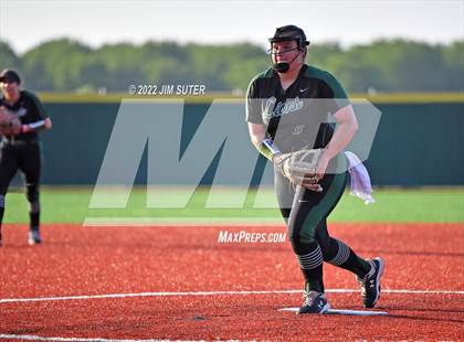 Thumbnail 2 in Troy vs Franklin (UIL 3A Area Playoff) photogallery.