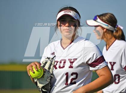 Thumbnail 1 in Troy vs Franklin (UIL 3A Area Playoff) photogallery.