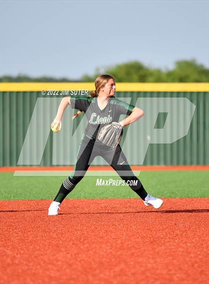 Thumbnail 3 in Troy vs Franklin (UIL 3A Area Playoff) photogallery.