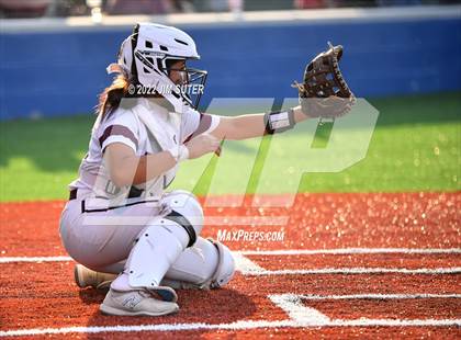 Thumbnail 3 in Troy vs Franklin (UIL 3A Area Playoff) photogallery.