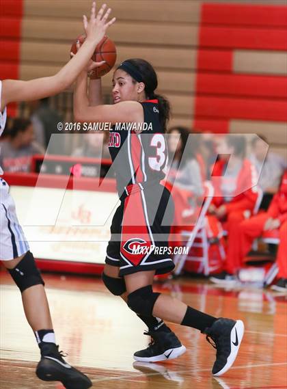 Thumbnail 1 in Cleveland vs. Saugus (West Coast Holiday Classic)  photogallery.