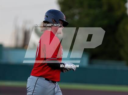 Thumbnail 3 in Argyle vs. Cooper (UIL 5A Region 1 Final) photogallery.