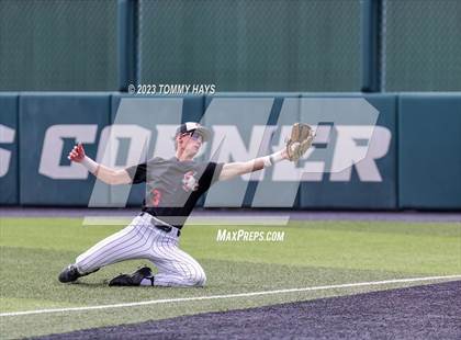 Thumbnail 2 in Argyle vs. Cooper (UIL 5A Region 1 Final) photogallery.