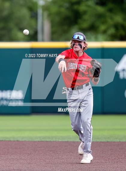 Thumbnail 2 in Argyle vs. Cooper (UIL 5A Region 1 Final) photogallery.