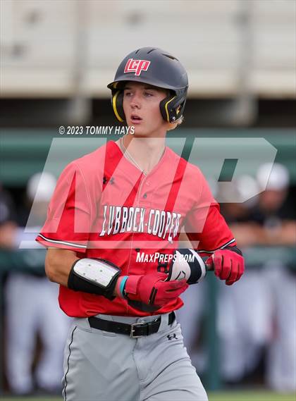 Thumbnail 2 in Argyle vs. Cooper (UIL 5A Region 1 Final) photogallery.