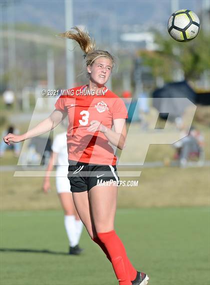 Thumbnail 2 in JSerra Catholic @ Mater Dei photogallery.