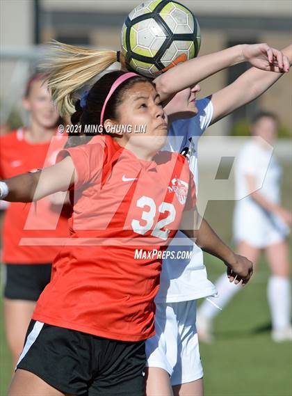 Thumbnail 3 in JSerra Catholic @ Mater Dei photogallery.