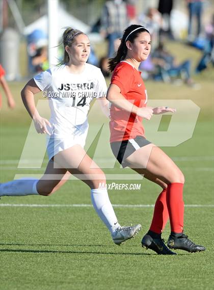 Thumbnail 1 in JSerra Catholic @ Mater Dei photogallery.