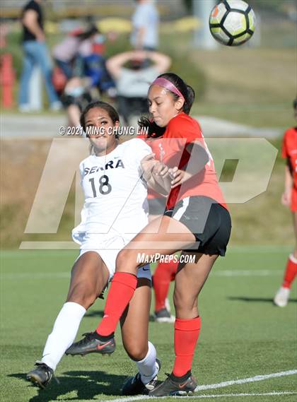 Thumbnail 1 in JSerra Catholic @ Mater Dei photogallery.