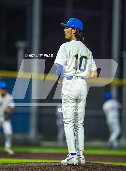 Thumbnail 1 in Servite @ La Mirada photogallery.