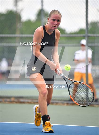 Thumbnail 3 in District 9AA Individual Tournament 2nd Round photogallery.