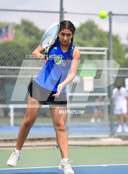 Thumbnail 1 in District 9AA Individual Tournament 2nd Round photogallery.