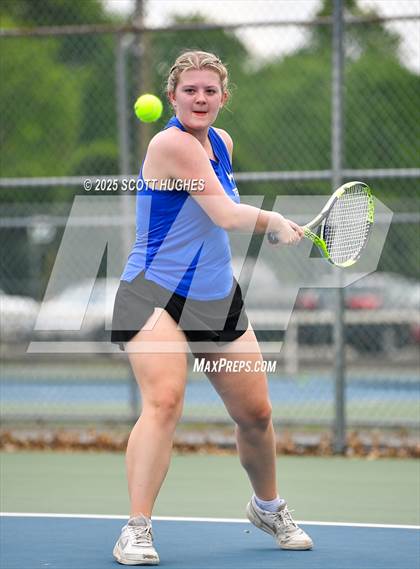Thumbnail 1 in District 9AA Individual Tournament 2nd Round photogallery.