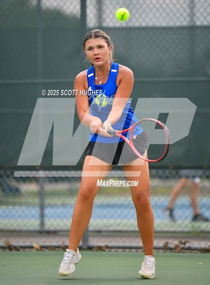 Thumbnail 1 in District 9AA Individual Tournament 2nd Round photogallery.