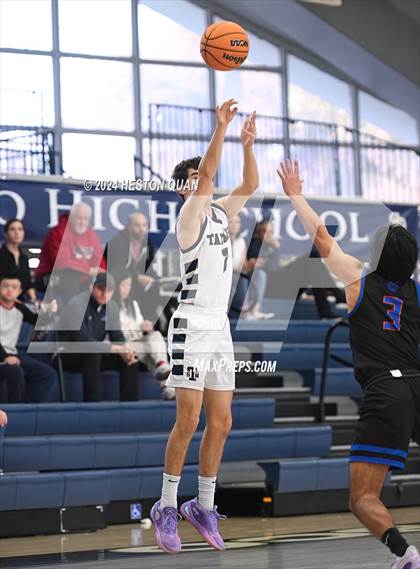 Thumbnail 2 in University vs. St. Margaret's (MLK Dream Classic) photogallery.