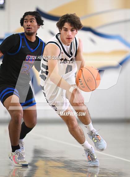 Thumbnail 2 in University vs. St. Margaret's (MLK Dream Classic) photogallery.