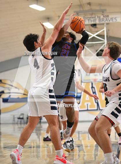 Thumbnail 3 in University vs. St. Margaret's (MLK Dream Classic) photogallery.