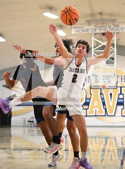 Thumbnail 3 in University vs. St. Margaret's (MLK Dream Classic) photogallery.