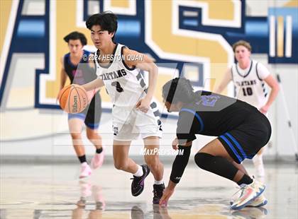 Thumbnail 2 in University vs. St. Margaret's (MLK Dream Classic) photogallery.