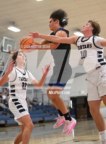 Thumbnail 1 in University vs. St. Margaret's (MLK Dream Classic) photogallery.