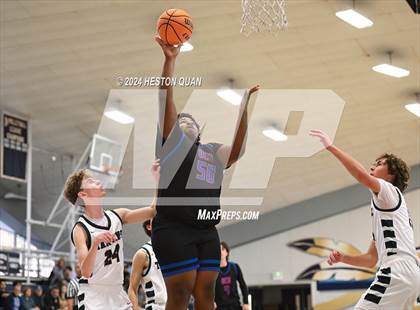 Thumbnail 3 in University vs. St. Margaret's (MLK Dream Classic) photogallery.