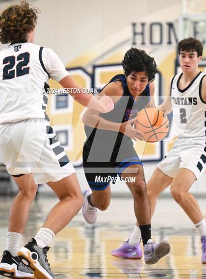 Thumbnail 3 in University vs. St. Margaret's (MLK Dream Classic) photogallery.