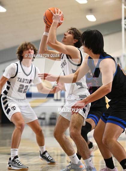 Thumbnail 3 in University vs. St. Margaret's (MLK Dream Classic) photogallery.