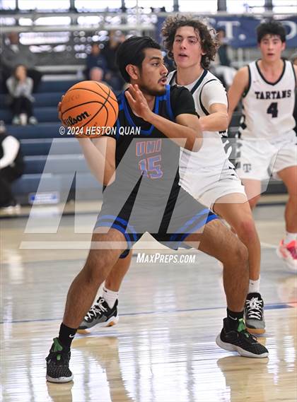 Thumbnail 3 in University vs. St. Margaret's (MLK Dream Classic) photogallery.