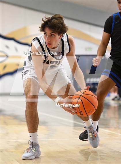 Thumbnail 2 in University vs. St. Margaret's (MLK Dream Classic) photogallery.