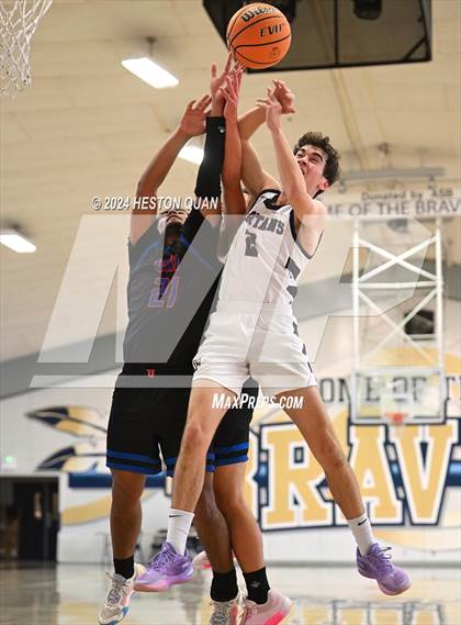 Thumbnail 1 in University vs. St. Margaret's (MLK Dream Classic) photogallery.