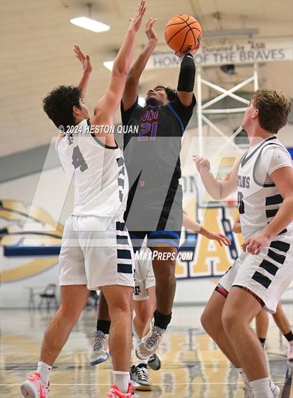 Thumbnail 1 in University vs. St. Margaret's (MLK Dream Classic) photogallery.