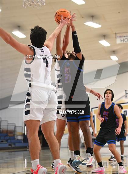 Thumbnail 2 in University vs. St. Margaret's (MLK Dream Classic) photogallery.