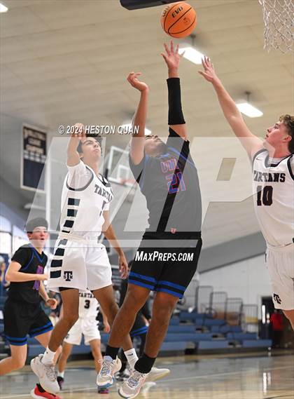 Thumbnail 3 in University vs. St. Margaret's (MLK Dream Classic) photogallery.