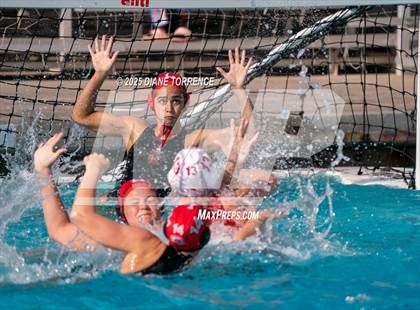 Thumbnail 1 in Orange Lutheran vs Mater Dei (Bill Barnett Holiday Cup) photogallery.