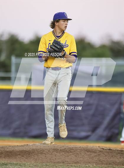 Thumbnail 3 in Lennard @ Strawberry Crest (Saladino) photogallery.