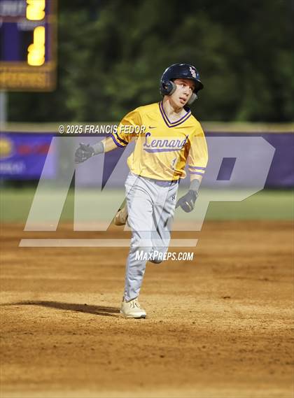 Thumbnail 2 in Lennard @ Strawberry Crest (Saladino) photogallery.