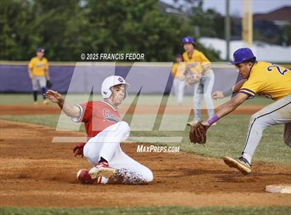Thumbnail 1 in Lennard @ Strawberry Crest (Saladino) photogallery.