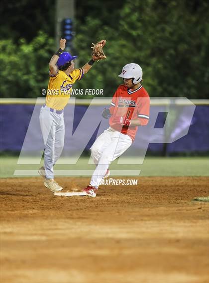 Thumbnail 2 in Lennard @ Strawberry Crest (Saladino) photogallery.