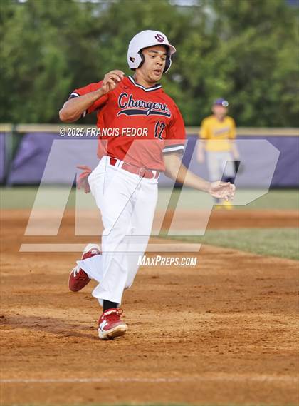 Thumbnail 2 in Lennard @ Strawberry Crest (Saladino) photogallery.