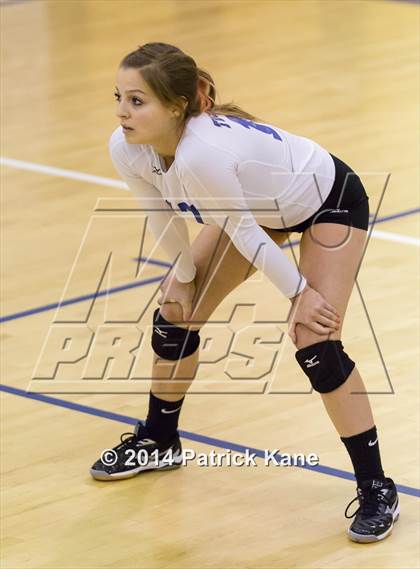 Thumbnail 2 in St. John's vs Tuscarora (Raider Rumble Invitational) photogallery.